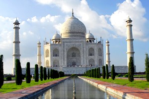 Taj Mahal Tour By Train